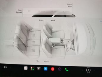 Tesla Model Y (Dual Motor) Long Range 4WDE (384 bhp) - NAV - LEATHER - HEATED 