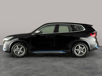 BMW iX1 30 66.5kWh xLine xDrive (11kW Charger) (313 ps) - REV CAM - SENS
