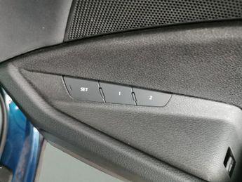 Audi e-tron 55 Technik quattro 95kWh (11kW Charger) (408 ps) - HEATED SEATS