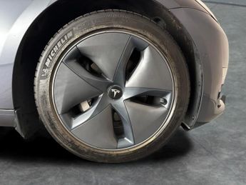 Tesla Model 3 (Dual Motor) Long Range 4WDE (346 ps) - PARK ASSIST - LED - REVE