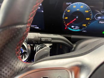 Mercedes-Benz EQA EQA 350 66.5kWh AMG Line (Premium) 4MATIC (292 ps) - ADAPTIVE LI