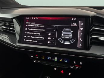 Audi Q4 E-tron 125kW 35 55kWh S Line [C+S] - LANE DEPARTURE  - BLUETOOTH - CRUI
