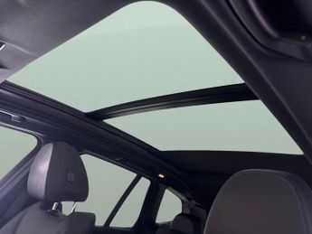 BMW iX3 80kWh M Sport (286 ps) - CARPLAY - ACTIVE LANE ASSIST - DRIVING 