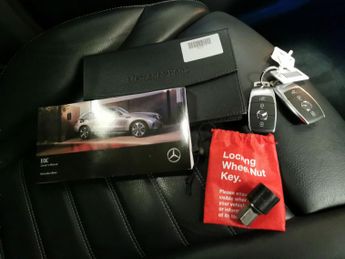 Mercedes-Benz EQC EQC 400 80kWh AMG Line 4MATIC (408 ps) - HEATED LEATHER - LANE D