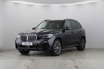 BMW X5 3.0 40i M Sport xDrive (340 ps) - LED - REVERSE CAM - HEATED SEA