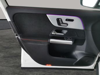Mercedes-Benz EQA EQA 250+ 70.5kWh AMG Line (Premium) (190 ps) - HEATED LEATHER
