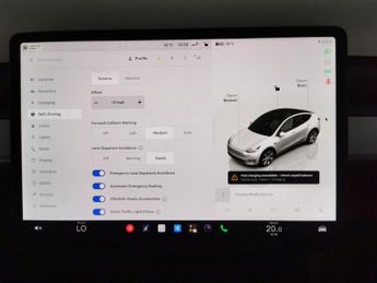 Tesla Model Y (Dual Motor) Long Range 4WDE (384 bhp) - KEYLESS ENTRY - LED - R