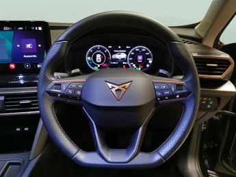 Cupra Formentor 1.4 eHybrid 12.8kWh V1 Plug-in DSG (204 ps) - KEYLESS ENTRY - LE