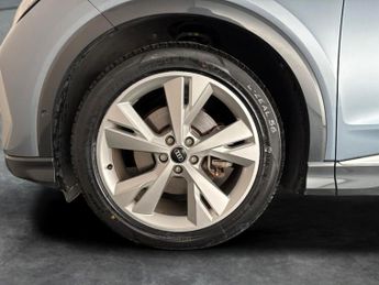 Audi Q4 E-tron 125kW 35 55kWh S Line [C+S] - LANE DEPARTURE  - BLUETOOTH - CRUI