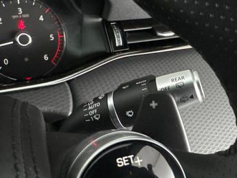 Land Rover Range Rover Evoque 2.0 D180 R-Dynamic S 4WD (180 ps) - NAV - LANE DEPARTURE  - WIFI