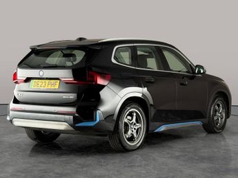 BMW iX1 30 66.5kWh xLine xDrive (11kW Charger) (313 ps) - REV CAM - SENS