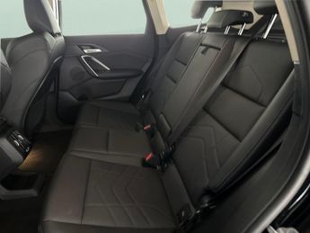 BMW iX1 30 66.5kWh xLine xDrive (11kW Charger) (313 ps) - REV CAM - SENS