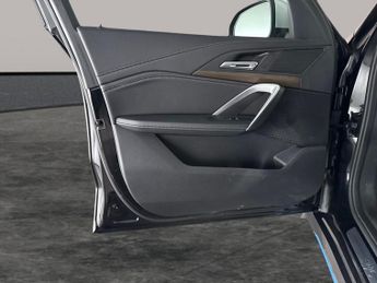 BMW iX1 30 66.5kWh xLine xDrive (11kW Charger) (313 ps) - REV CAM - SENS
