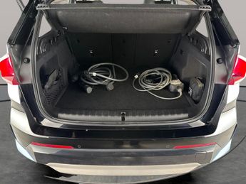 BMW iX1 30 66.5kWh xLine xDrive (11kW Charger) (313 ps) - REV CAM - SENS
