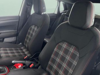 Volkswagen Polo 2.0 TSI GTI DSG (207 ps) - CAR-NET APP-CONNECT - 17IN ALLOYS - A