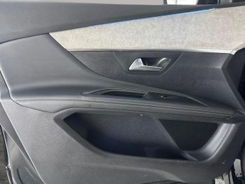 Peugeot 5008 1.2 PureTech GT EAT (130 ps) - ACTIVE LANE ASSIST - LED - REVERS