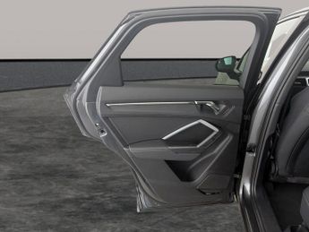 Audi Q3 1.4 TFSIe 45 Black Edition Sportback Plug-in S Tronic 13kWh (245