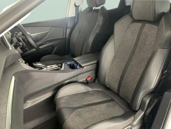 Peugeot 3008 1.5 BlueHDi Allure EAT (130 ps) - LANE DEPARTURE  - BLUETOOTH - 