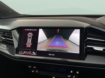 Audi Q4 E-tron 125kW 35 55kWh S Line [C+S] - LANE DEPARTURE  - BLUETOOTH - CRUI