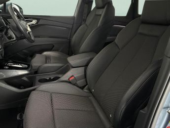 Audi Q4 E-tron 125kW 35 55kWh S Line [C+S] - LANE DEPARTURE  - BLUETOOTH - CRUI