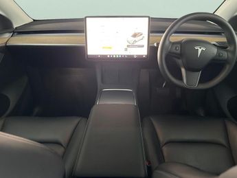 Tesla Model Y (Dual Motor) Long Range 4WDE (384 bhp) - HEATED STEERING - WIFI