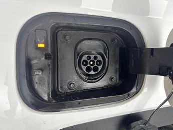 Hyundai Tucson 1.6 T-GDi 13.8kWh Premium Plug-in 4WD (265 ps) - UPGRADED SOUND 