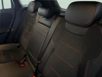 Mercedes-Benz EQA EQA 250 66.5kWh AMG Line (190 ps) - HEATED SEATS - ADAPTIVE LIGH