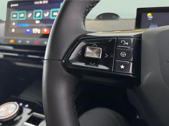 MG Mg4 51kWh SE (170 ps) APPLE CARPLAY - LED HEADLIGHTS - 17IN ALLOYS