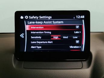 Mazda Mazda2 1.5 SKYACTIV-G Homura Aka (90 ps) - HEATED SEATS - NAV - LANE DE