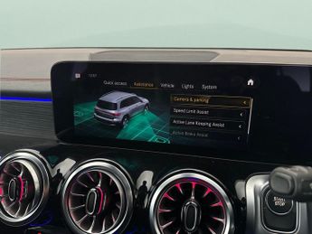 Mercedes-Benz EQB EQB 350 66.5kWh AMG Line 4MATIC (292 ps) - HEATED LEATHER - MIRR