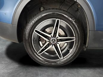 Mercedes-Benz EQB EQB 350 66.5kWh AMG Line 4MATIC (292 ps) - HEATED LEATHER - MIRR