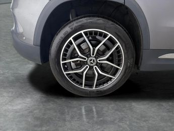 Mercedes-Benz EQA EQA 250+ 70.5kWh AMG Line (Premium) (190 ps) - LEATHER - KEYLESS