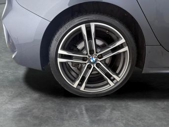 BMW 1 Series 1.5 118i M Sport (LCP) DCT (136 ps) - HEATED LEATHER - PERFORMAN