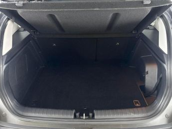 Hyundai Bayon 1.0 T-GDi MHEV SE Connect DCT (100 ps) - REVERSE CAM - BLUETOOTH