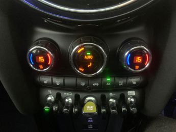 Mini Electric Hatch Cooper SE 32.6kWh Level 3 (184 ps) - MIRROR CAPS - YELLOW - 17IN