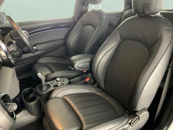 Mini Electric Hatch Cooper SE 32.6kWh Level 3 (184 ps) - MIRROR CAPS - YELLOW - 17IN