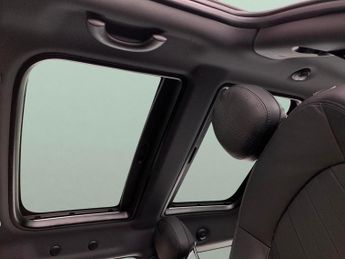 Mini Electric Hatch Cooper SE 32.6kWh Level 3 (184 ps) - MIRROR CAPS - YELLOW - 17IN