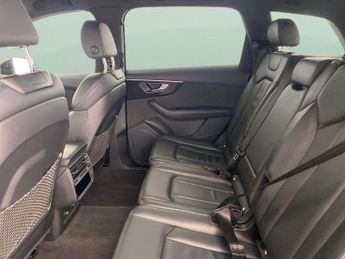Audi Q7 3.0 TFSI V6 55 Black Edition Tiptronic quattro (340 ps) - REVERS