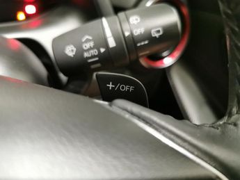 Mazda Mazda2 1.5 SKYACTIV-G Homura Aka (90 ps) - HEATED SEATS - NAV - LANE DE