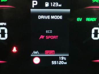 Kia Sportage 1.6 h T-GDi GT-Line (226 bhp) - REVERSE CAM - NAV - HEATED SEATS