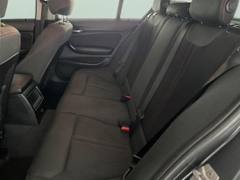 BMW 1 Series 2.0 120i GPF Sport (184 ps) - BLUETOOTH - PADDLE SHIFT - DRIVING