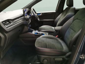Ford Kuga 2.5h Duratec ST-Line X Edition CVT (190 ps) - NAV - HEATED STEER