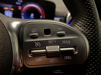 Mercedes-Benz CLA 1.3 CLA250e 15.6kWh AMG Line (Premium) Coupe Plug-in 8G-DCT (218