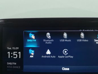 Hyundai Kona 39kWh Premium (10.5kW Charger) (136 ps) - KEYLESS ENTRY - LED - 