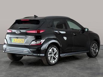Hyundai Kona 39kWh Premium (10.5kW Charger) (136 ps) - KEYLESS ENTRY - LED - 