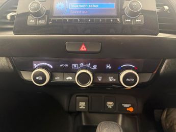 Honda Jazz 1.5 h i-MMD SE eCVT (107 ps) - SPEED LIMIT RECOG - CLIMATE CONTR