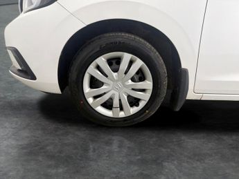 Honda Jazz 1.5 h i-MMD SE eCVT (107 ps) - SPEED LIMIT RECOG - CLIMATE CONTR