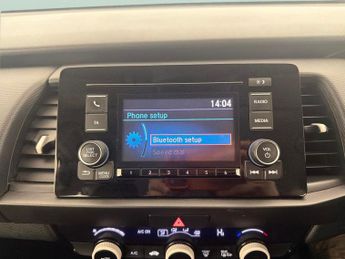 Honda Jazz 1.5 h i-MMD SE eCVT (107 ps) - SPEED LIMIT RECOG - CLIMATE CONTR