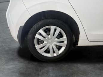 Honda Jazz 1.5 h i-MMD SE eCVT (107 ps) - SPEED LIMIT RECOG - CLIMATE CONTR