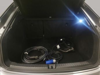 Audi Q4 E-tron 50 S line Sportback quattro 82kWh (299 ps) - LANE DEPARTURE  - B